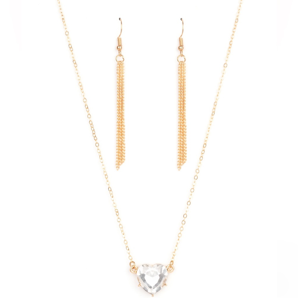 NWT Heart Shape Diamond w/ Gold Chain & Earrings Set - Picture 3 of 4